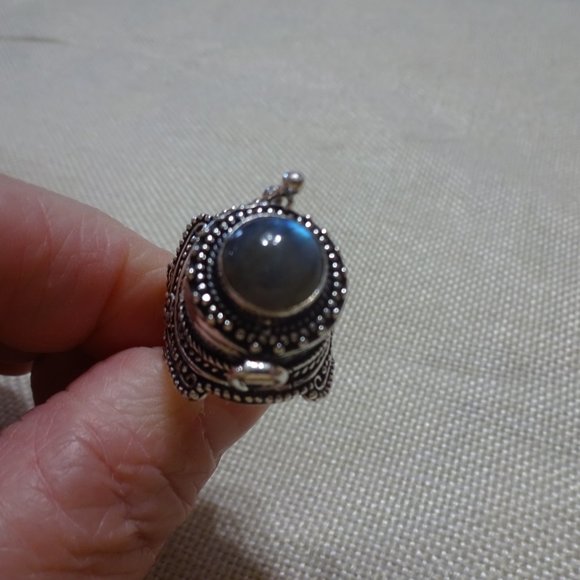 Gorgeous "LABRADORITE" Handmade Sterling POISON BOX Ring Size 7.25 #644B - Picture 4 of 4